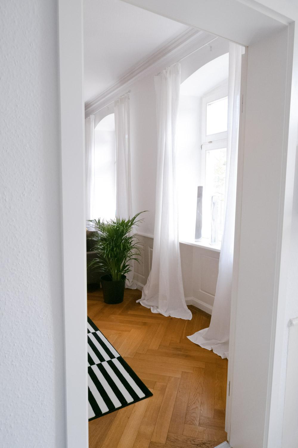 Bella Casa - Business&Family - 2 Zimmer Direkt Neben Schloss, Parkplatz, Smarttv, Netflix, Waschmaschine, 24H Checkin, 71Qm, Kingsizebett, Hotelbettwaesche Ludwigsburg Esterno foto