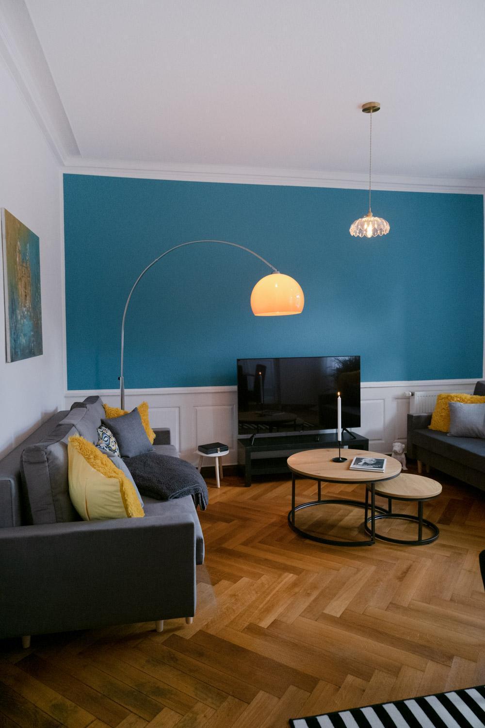 Bella Casa - Business&Family - 2 Zimmer Direkt Neben Schloss, Parkplatz, Smarttv, Netflix, Waschmaschine, 24H Checkin, 71Qm, Kingsizebett, Hotelbettwaesche Ludwigsburg Esterno foto